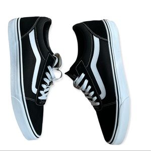 Vans Sneakers Skater 8 Low Top Black White Lace Up Size 10.5